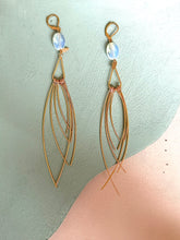 Charger l'image dans la galerie, Boucles d’oreilles Vivia
